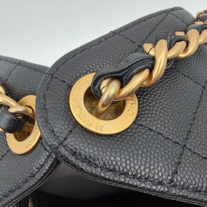 Chanel 25 Kleine Tasche Kaviarleder Schwarz Hardware Gold gealtert – Ansicht 11