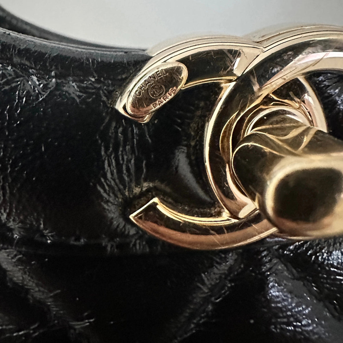 Chanel 31 Mini Shopper glänzendes Lammleder goldene Hardware / sehr gut Chanel