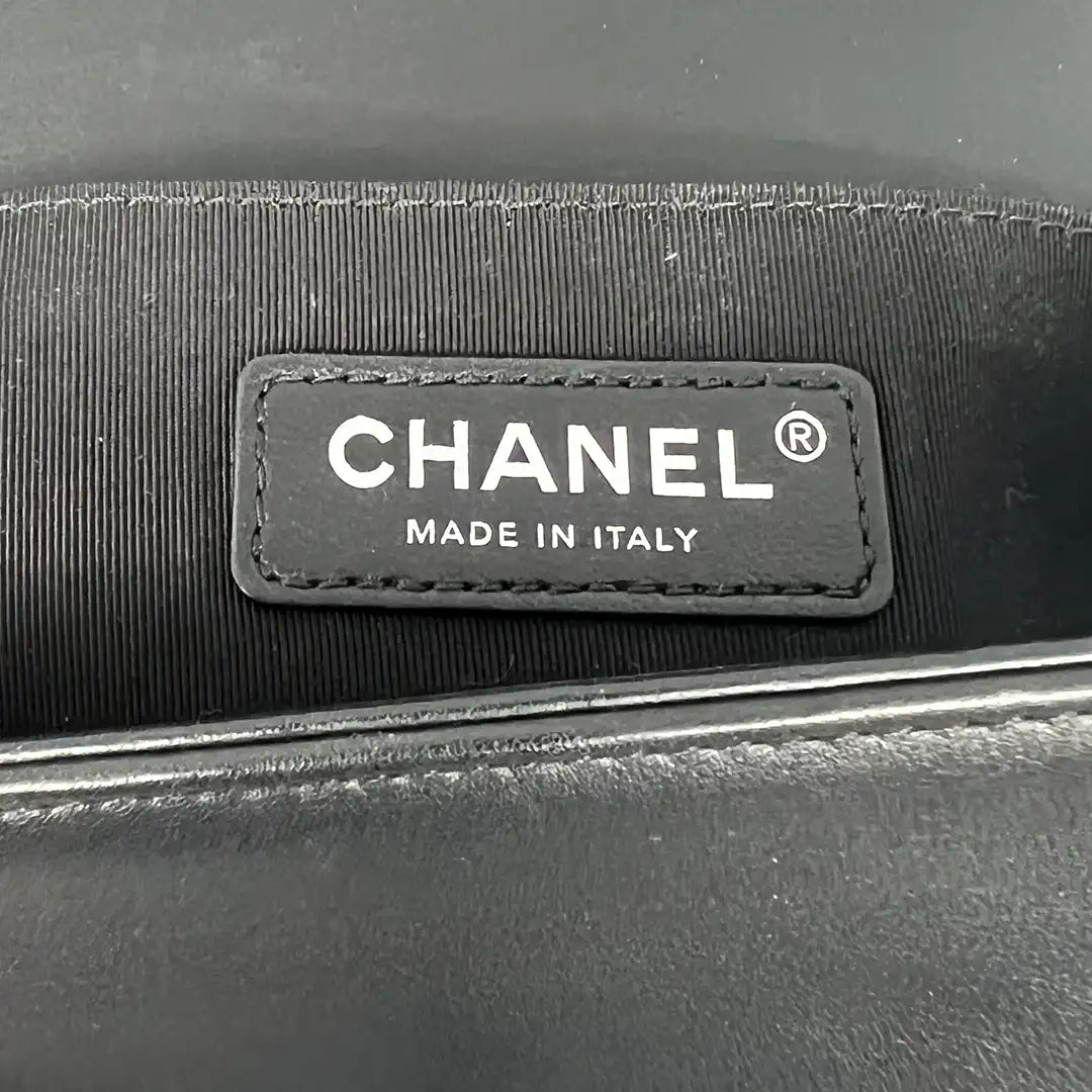 Chanel Boy Bag mittelgroß Kalbsleder schwarz limitiert Fullset / neuwertig Chanel