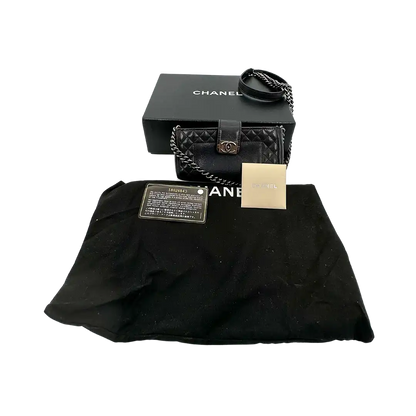 Chanel Boy Reverso Mini Pochette schwarz Kalbsleder / sehr gut Chanel