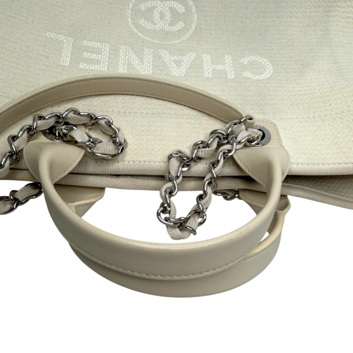 Chanel Deauville mittelgroße Tasche beige silberne Hardware 2022 / gut Chanel