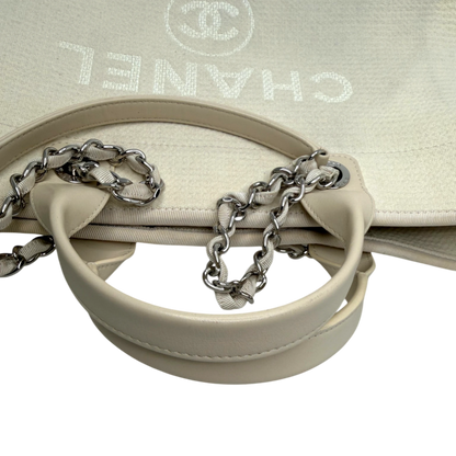 Chanel Deauville mittelgroße Tasche beige silberne Hardware 2022 / gut Chanel
