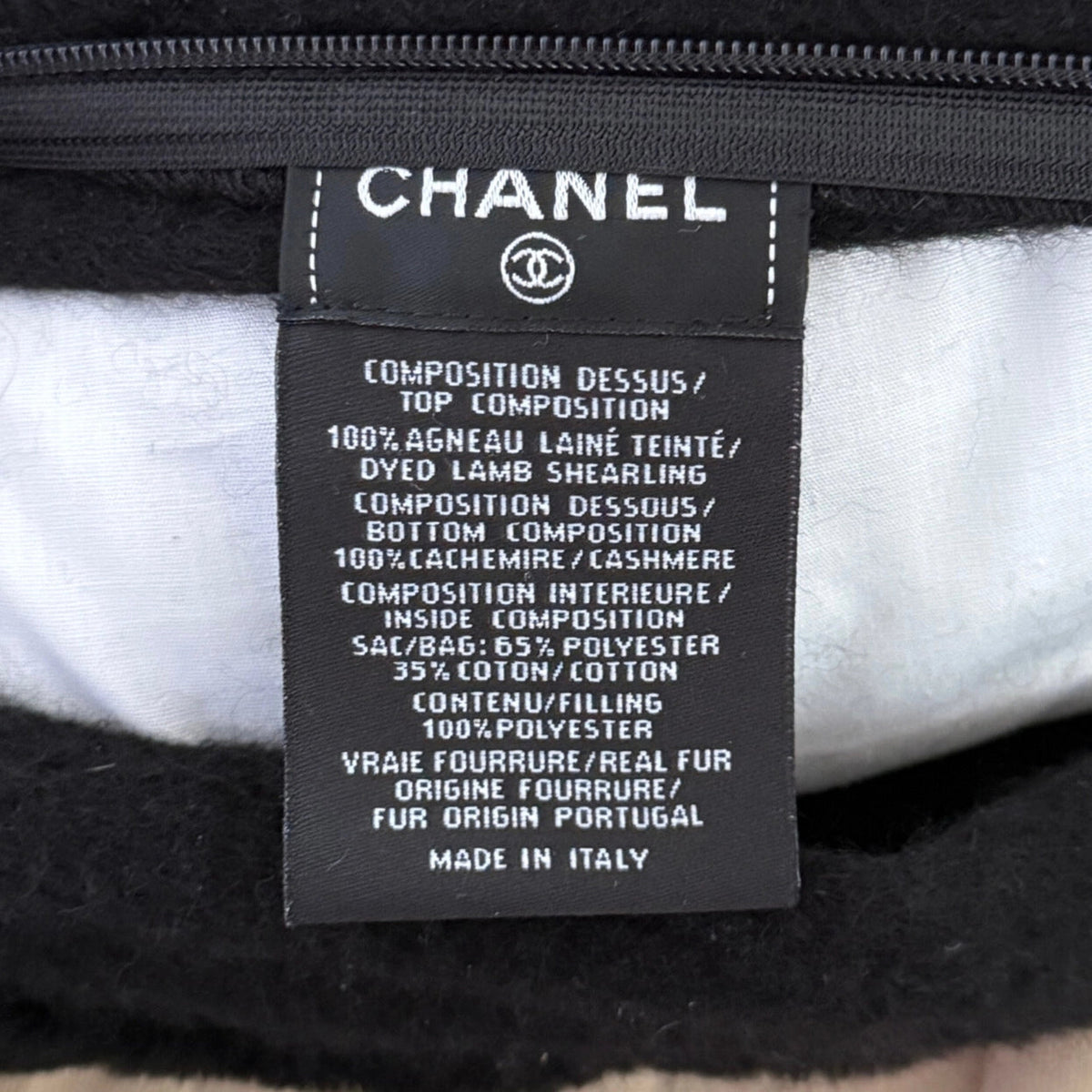 Chanel Kissen aus Lammfell und Kaschmir Schwarz Weiß / neuwertig Chanel