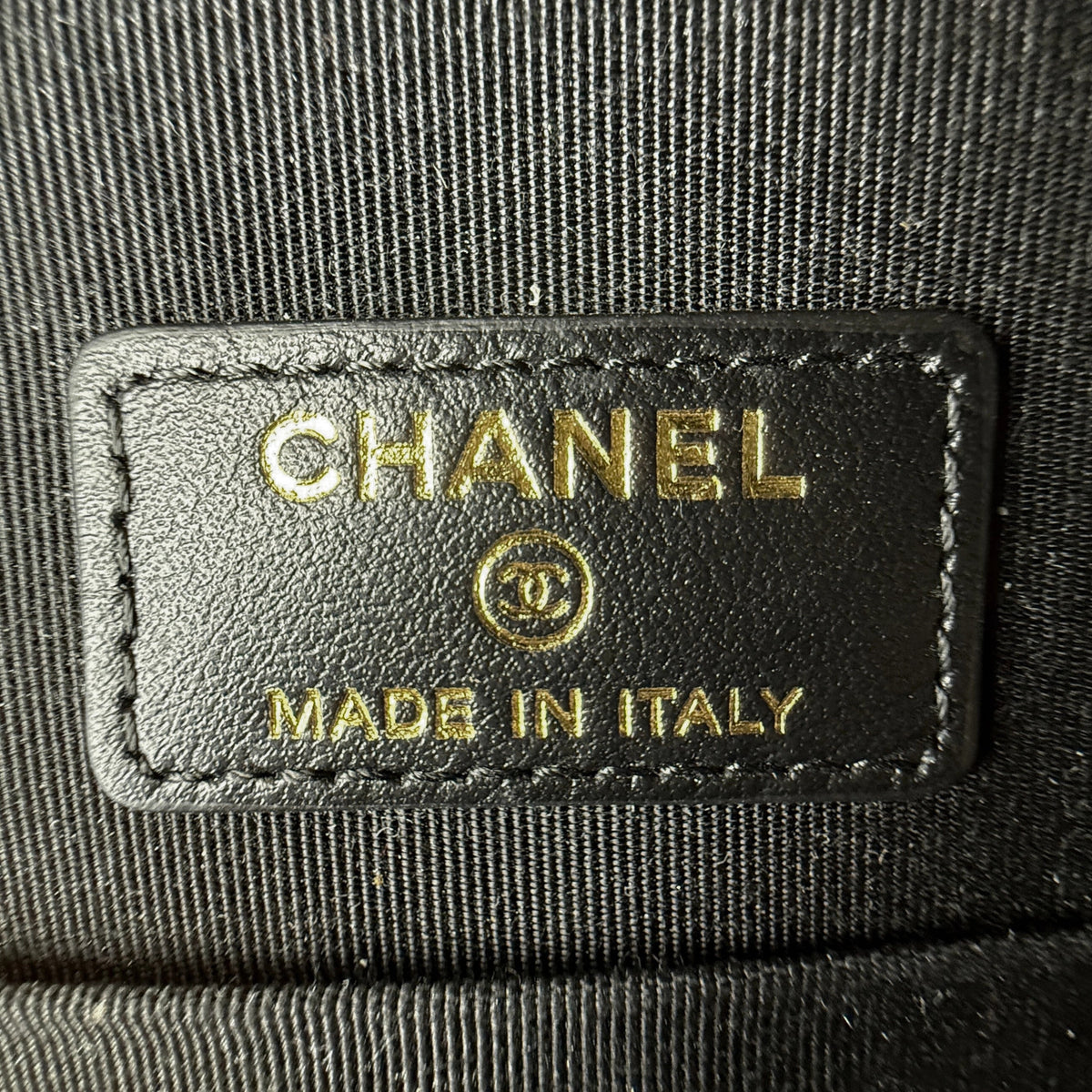 Chanel Round As Earth Tweed Crossbody Bag Schwarz / neuwertig Chanel