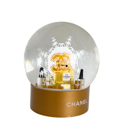 Chanel Schneekugel 2024 Gold / neuwertig Chanel