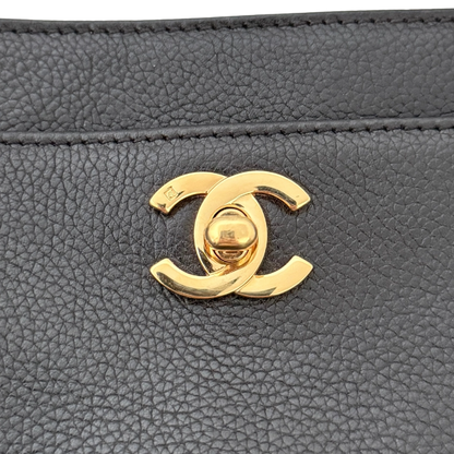 Chanel Executive Cerf Tote Bag Schwarz / sehr gut Chanel