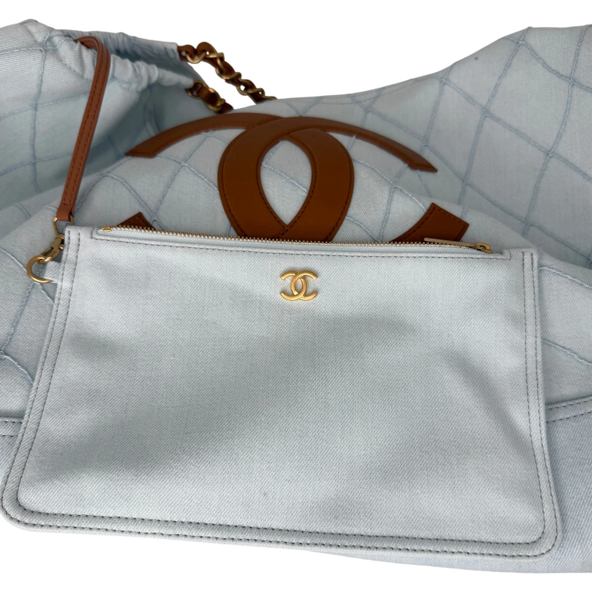 Chanel Small Shopping Bag Denim Hellblau Braun Gold Coco Beach Chanel