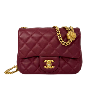 Chanel Timeless Mini Square Pearl Crush Lamsleer bordeaux