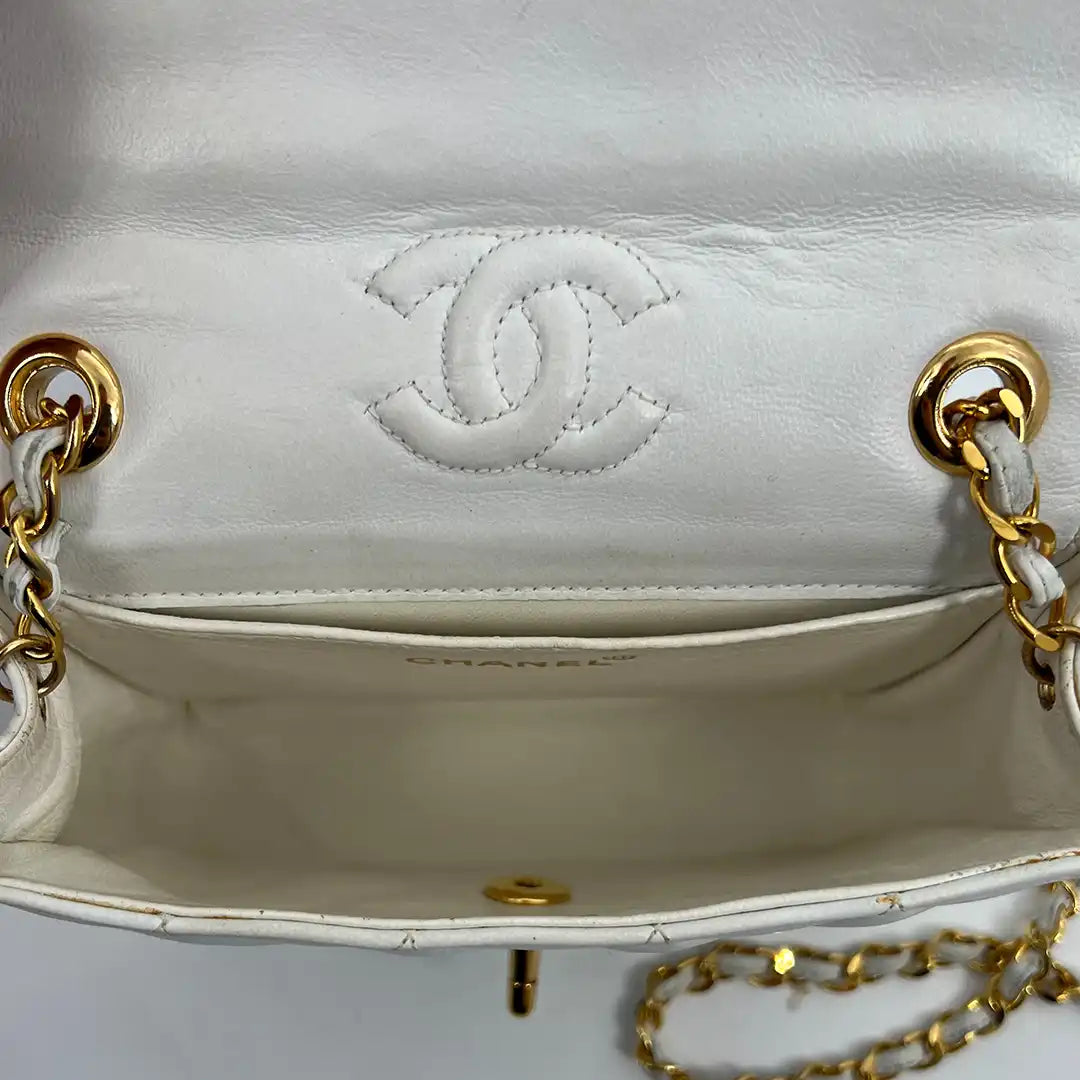 Chanel Timeless Mini Vintage weiss Leder goldene Hardware / gut Echtheitscheck
