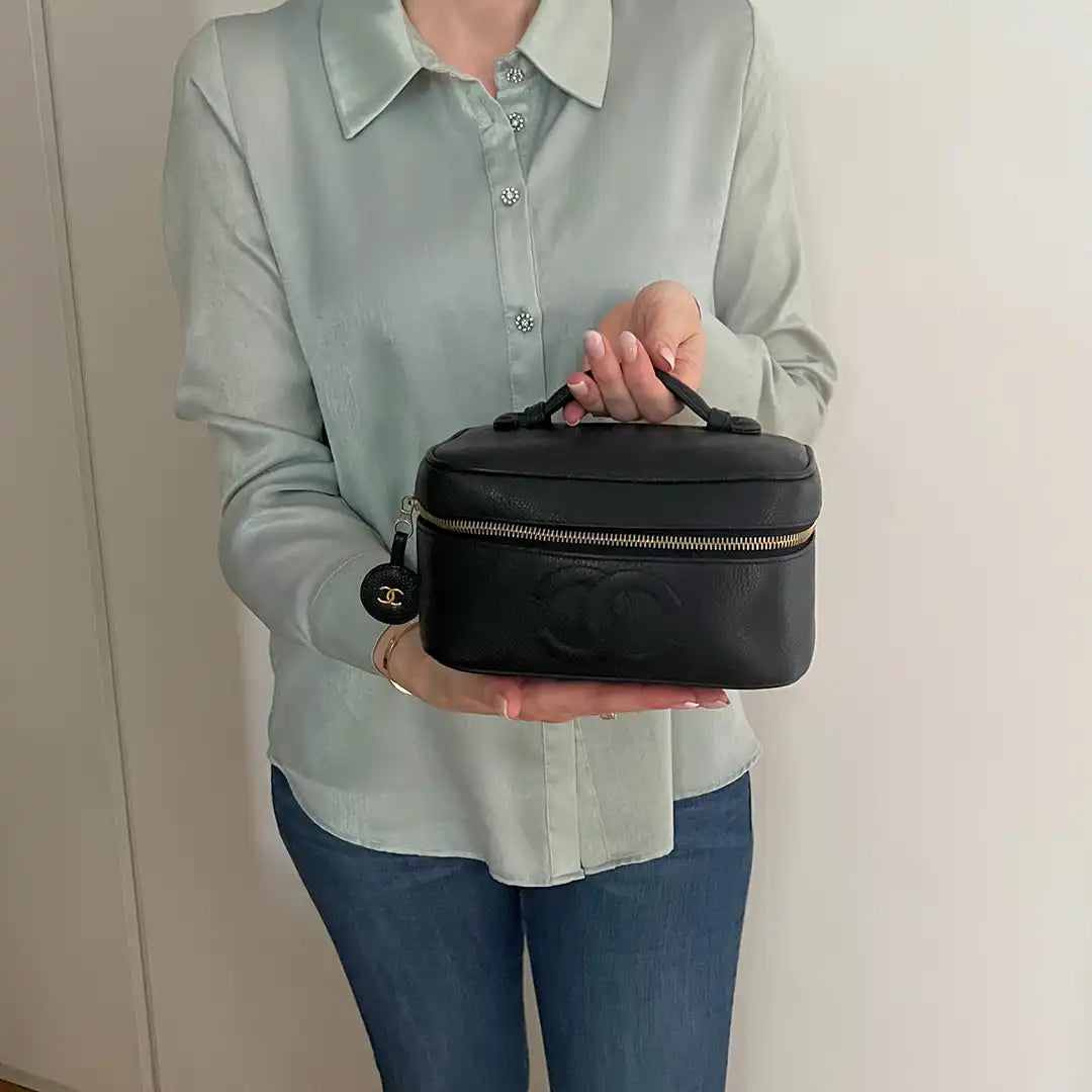 Chanel Nécéssaire Beautycase Schwarz Kaviar Leder Vintage / gut Chanel