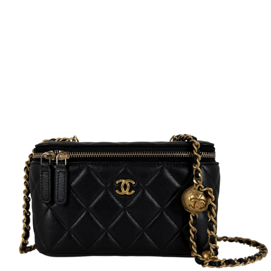 Chanel Vanity with Chain Pearl Crush lamsleer zwart goud