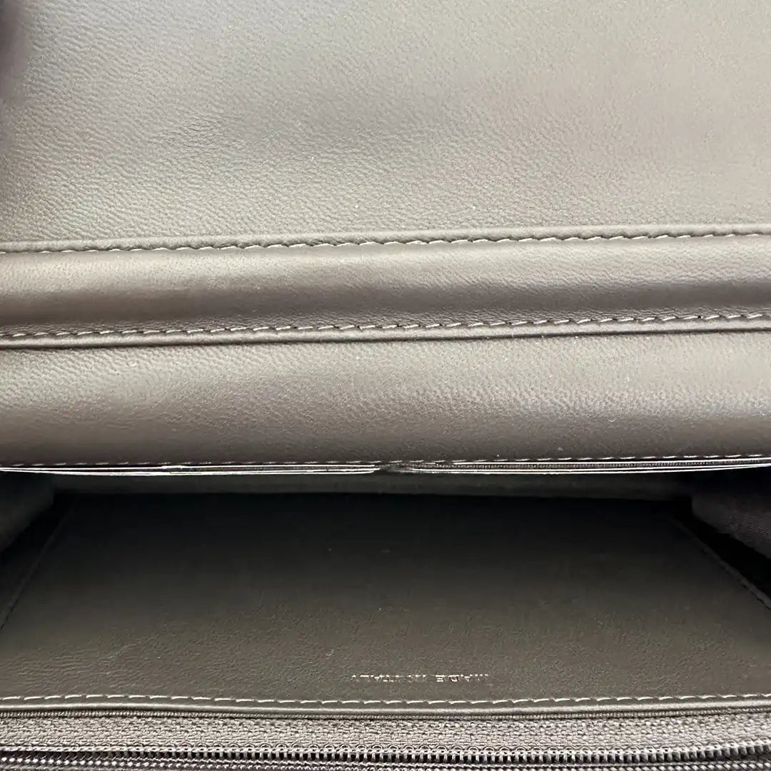 Chanel Wallet on Chain Lammleder dunkelgrau goldene Hardware Fullset / neuwertig Chanel