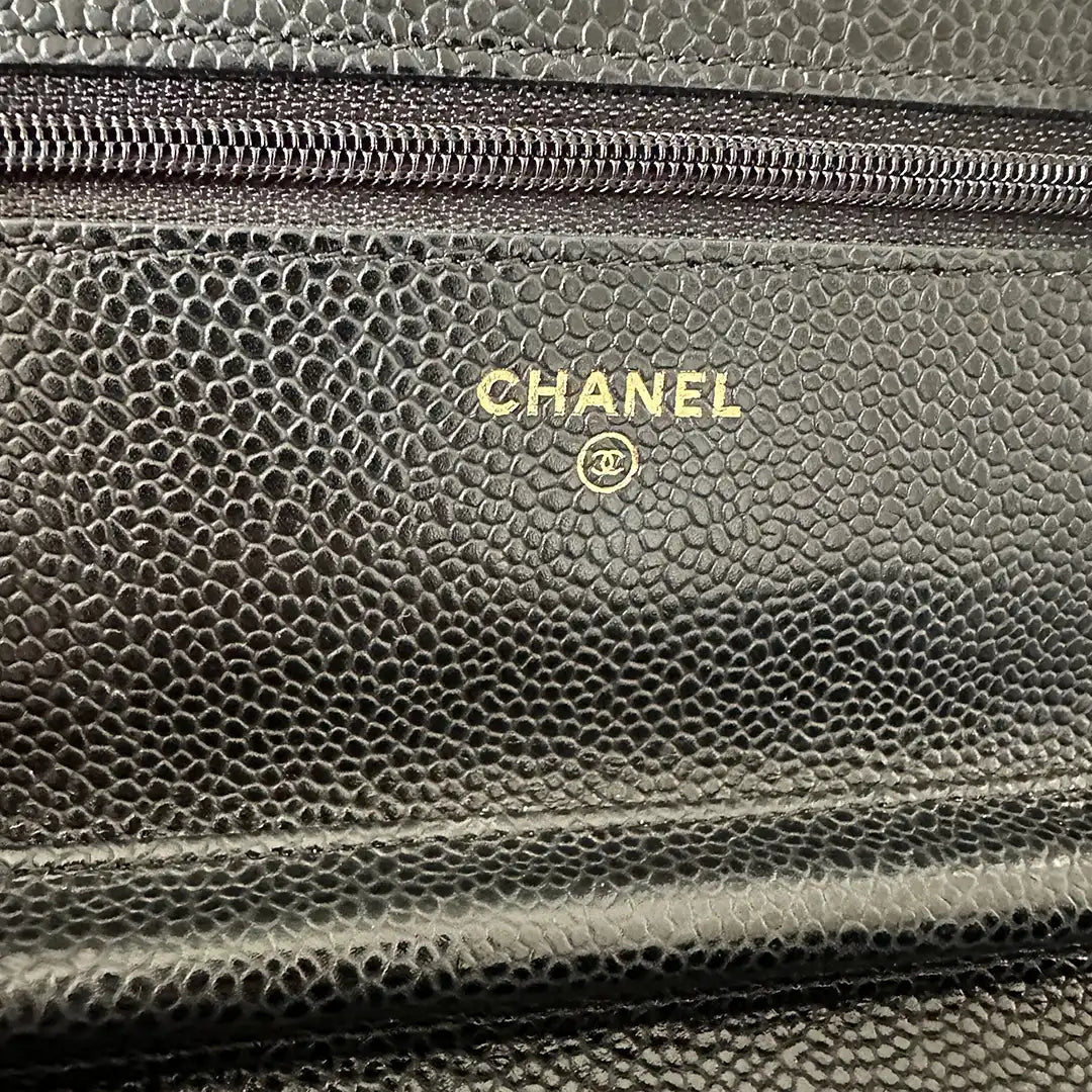 Chanel Wallet on Chain Bag Kaviar Leder schwarz goldene Hardware / neuwertig Chanel