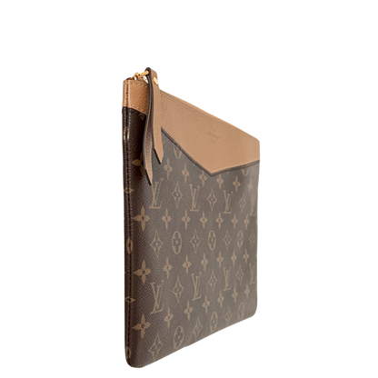 Louis Vuitton Daily Pouch Sesame Monogram Canvas Braun / neuwertig Louis Vuitton