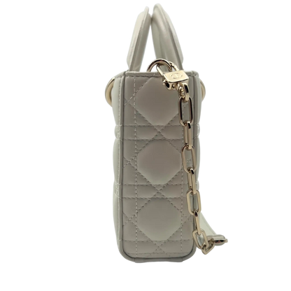 Dior Lady D-Joy mittelgroß Latte Lammleder Echtheitscheck.de