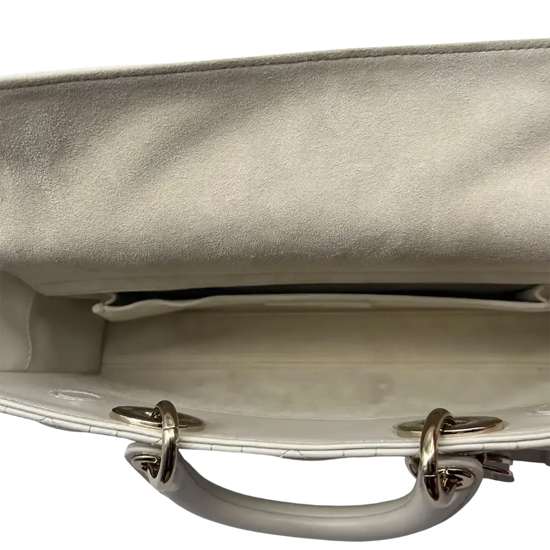 Dior Lady D-Joy mittelgroß Latte Lammleder Echtheitscheck.de