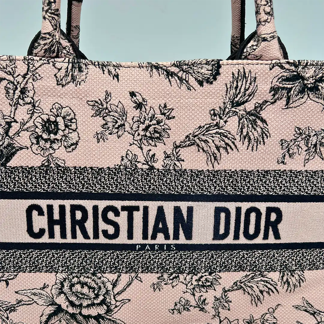 Dior Book Tote mittelgross Jardin Botanique-Motiv in Purderrosa rarität / sehr gut Dior
