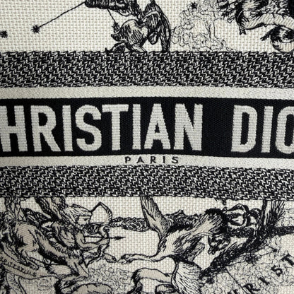 Dior Book Tote Medium Dior Zodiac Stickerei Latte Multicolor Schwarzes Leder mit Schulterriemen 2024 Dior