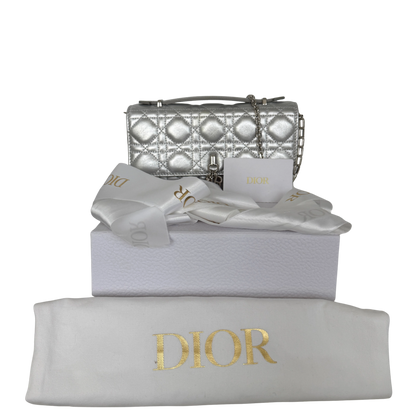 Dior My Dior Daily Pouch mit Kette Silber / sehr gut Dior