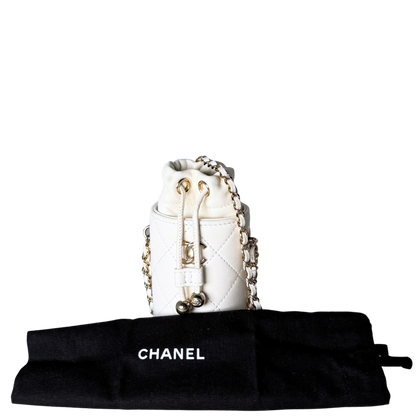 Chanel Mini-Eimertasche Weiß / sehr gut Chanel