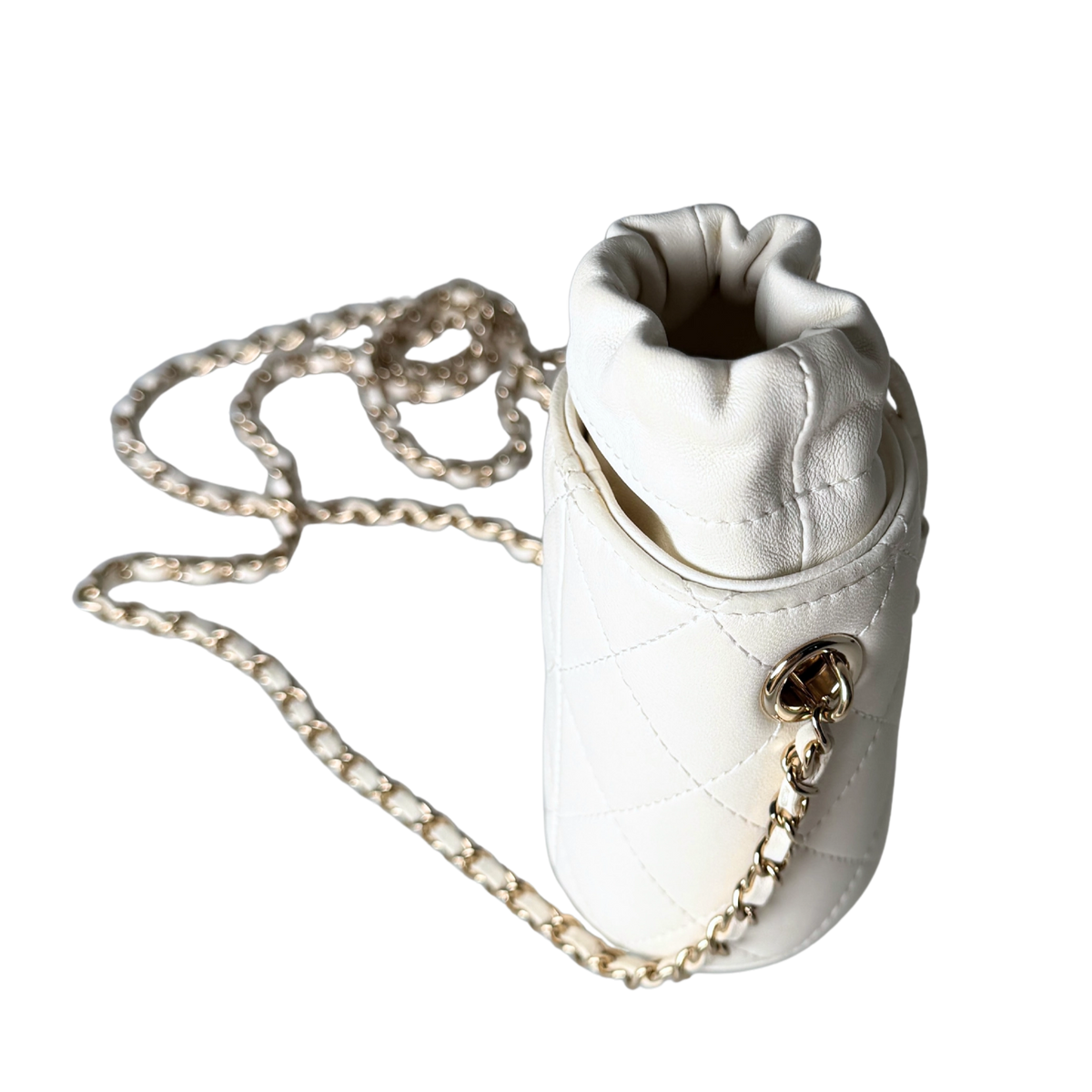 Chanel Mini-Eimertasche Weiß / sehr gut Chanel