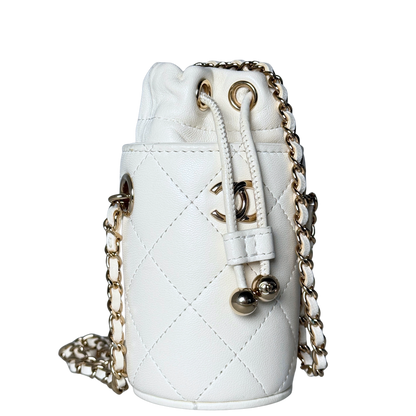 Chanel Mini-Eimertasche Weiß / sehr gut Chanel