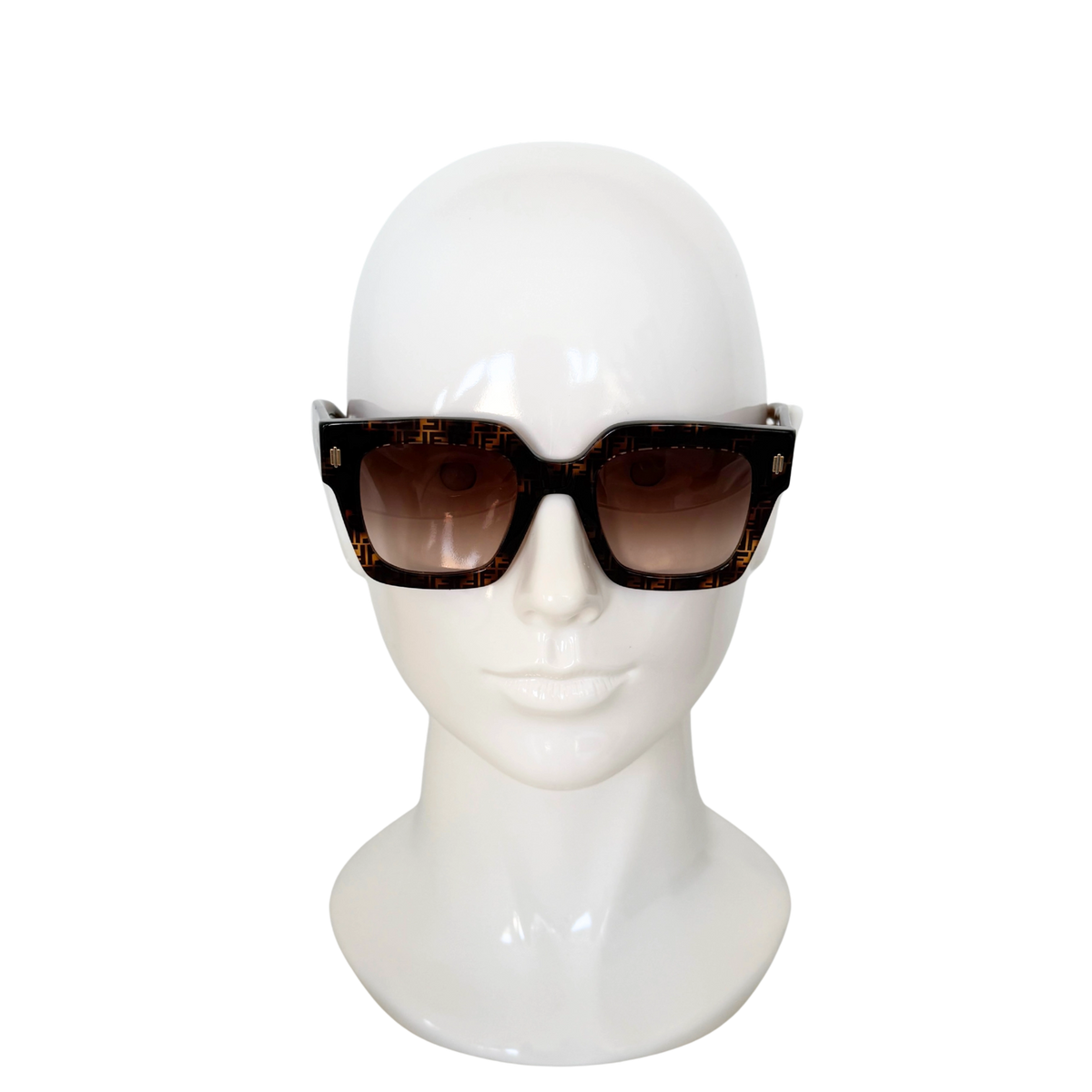 Fendi Sonnenbrille ROMA FE40101I Braun / neuwertig Fendi