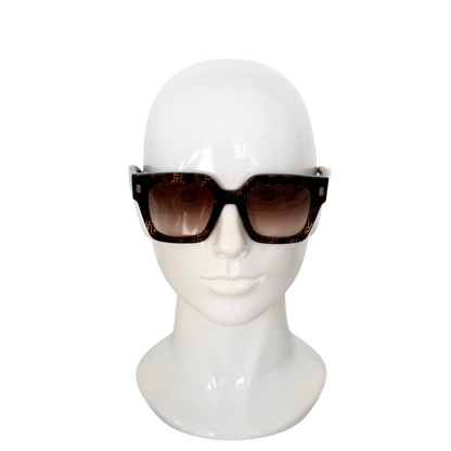 Fendi Sonnenbrille ROMA FE40101I Braun / neuwertig Fendi