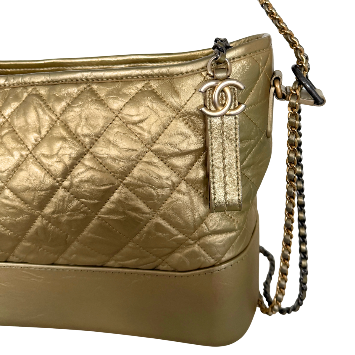 Chanel Gabrielle Hobo Bag aus gestepptem Kalbsleder Gold / sehr gut Echtheitscheck