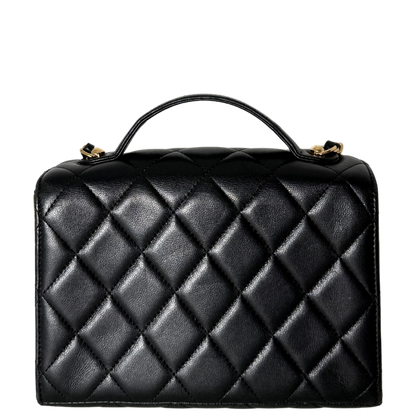 Chanel Matelassé Schultertasche mit goldener Hardware Schwarz / sehr gut Chanel