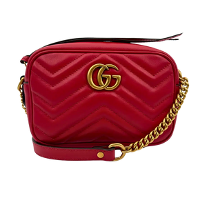 Gucci kleine GG Marmont schoudertas van matelassé rood
