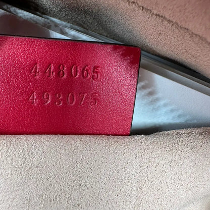 Gucci kleine GG Marmont Schultertasche aus Matelassé rot Fullset / neuwertig Gucci