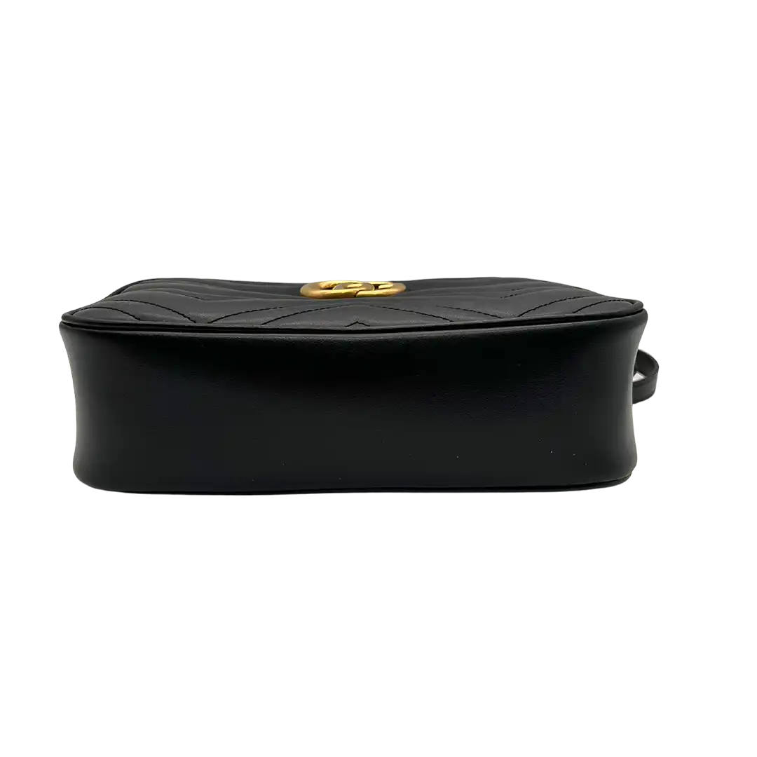 Gucci GG Marmont Kamera-Schultertasche schwarz / neuwertig Echtheitscheck