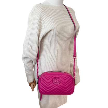 Gucci GG Marmont Camera Bag Small Pink / sehr gut Gucci