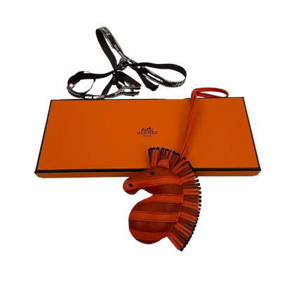 Hermès Geegee Savannah Taschenanhänger Cornaline / Orange Poppy / Rouge Sellier /  ungetragen Hermès