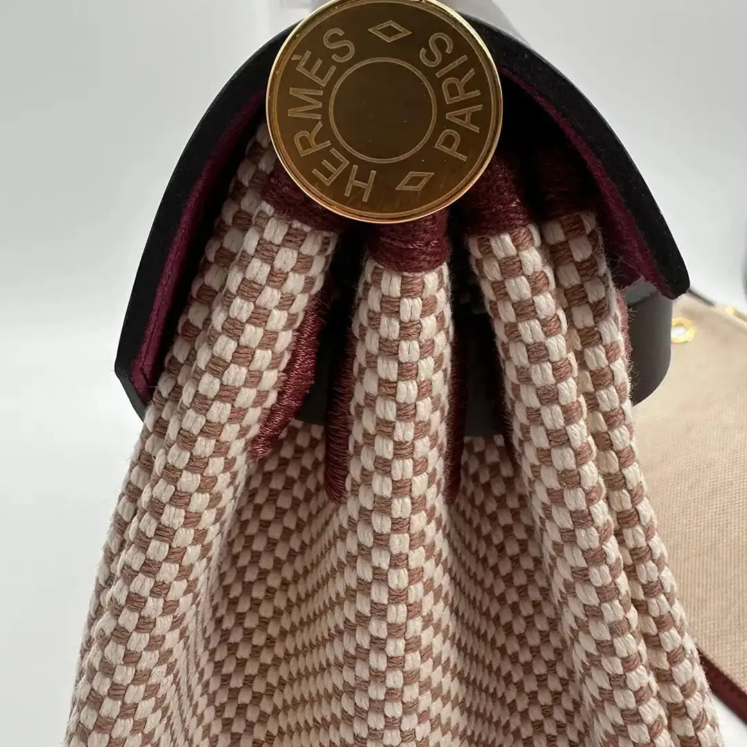 Hermès Herbag Zip 31 goldene Hardware écru/blanc/noir/rouge sellier 2024/ ungetragen Hermès
