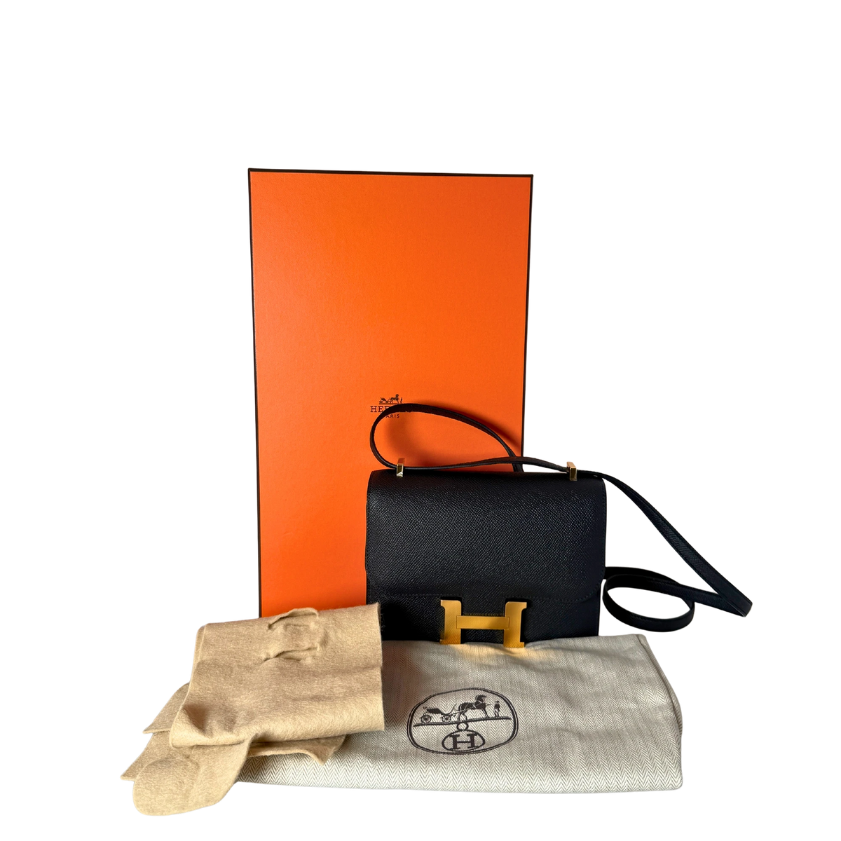 Hermès Constance 18 Epsom Leder schwarz Fullset 2025 / neuwertig Hermès