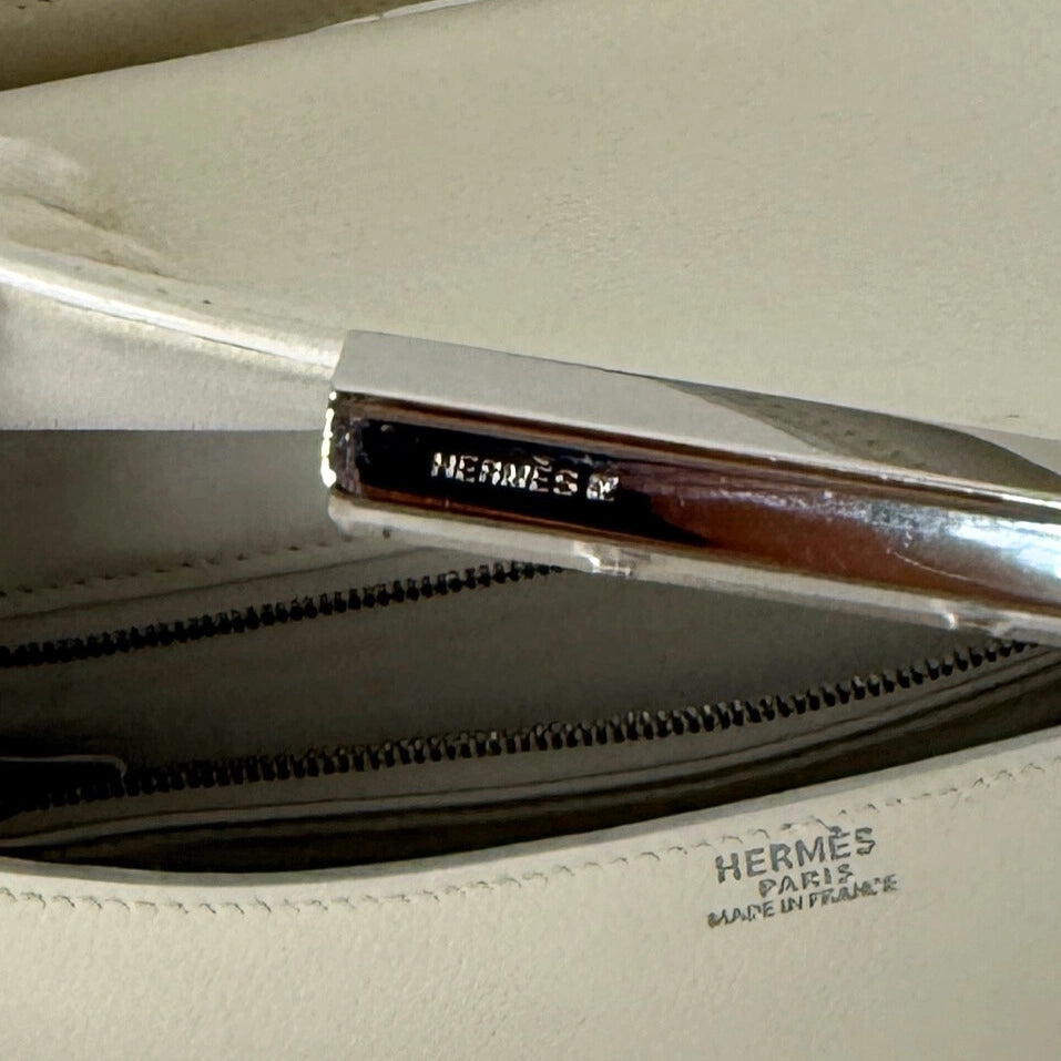 Hermès Constance 24 Vintage Evercolor Leder Weiß / gut Hermès