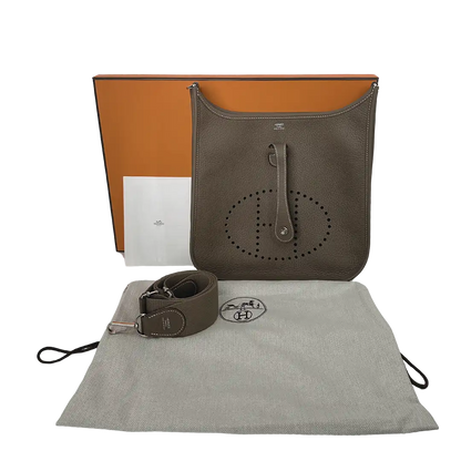 Hermès Evelyne III 29 Etoupe Taurillon Clemence  Palladium Fullset 2015 / neuwertig Hermès