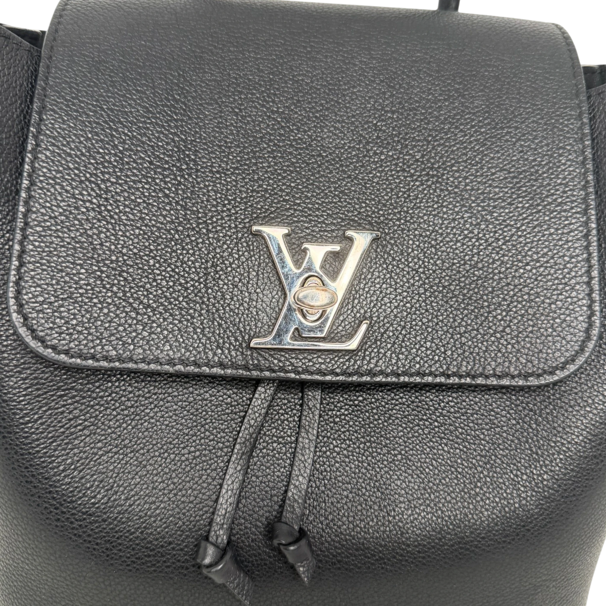 Louis Vuitton Lockme Lederrucksack schwarz silber / sehr gut Louis Vuitton