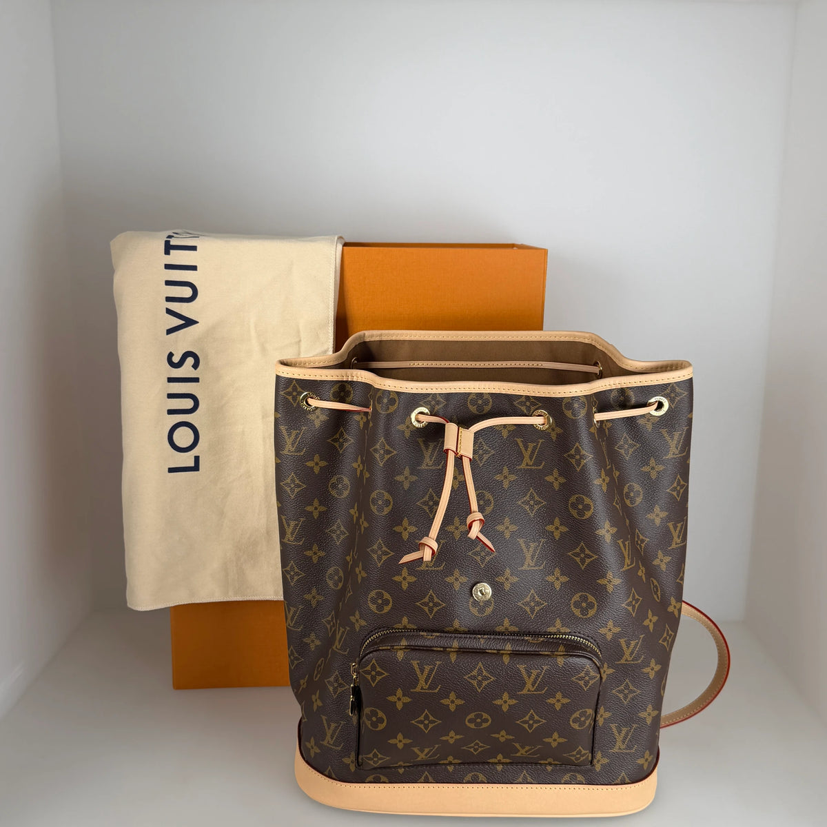 Louis Vuitton Montsouris MM Rucksack Monogram Canvas Vachetta Gold – Ansicht 13