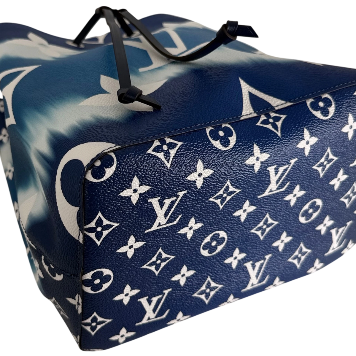 Louis Vuitton NéoNoé MM Escale Monogram Giant Blau Weiß Silber