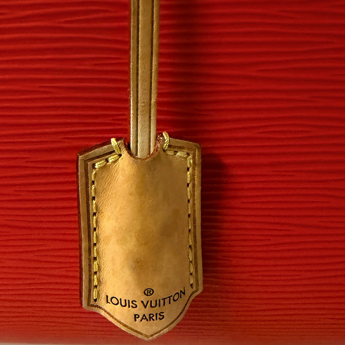 Louis Vuitton Doc PM Epi Leder Rot Gold mit Schulterriemen