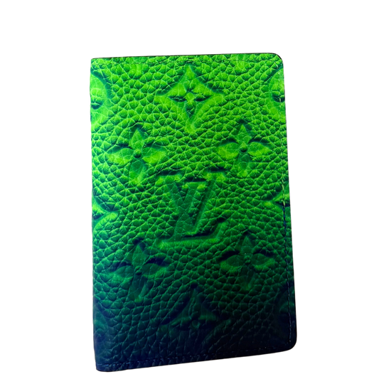 Louis Vuitton Pocket Organizer Taurillon Illusion Groen