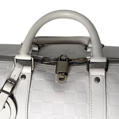 Louis Vuitton Infini Keepall 45 Bandoulière reistas lichtgrijs