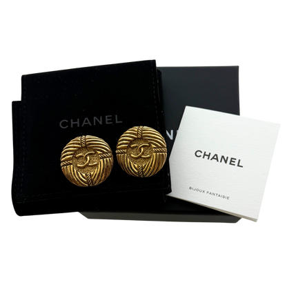 Chanel Ronde Clip-on Oorbellen met Koordpatroon Goud