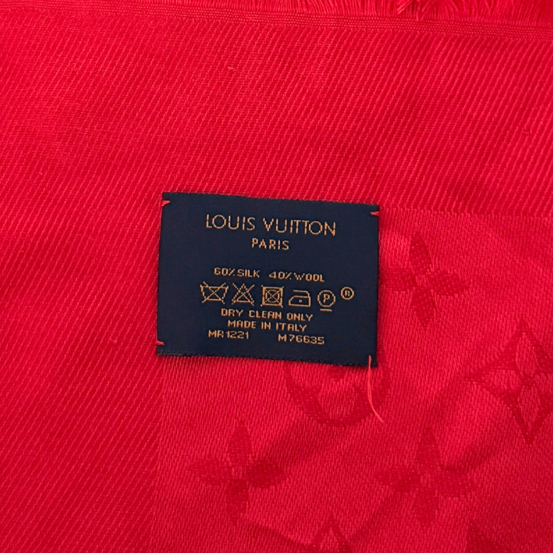 Louis Vuitton Monogram Classic Tuch Rot  / sehr gut Louis Vuitton