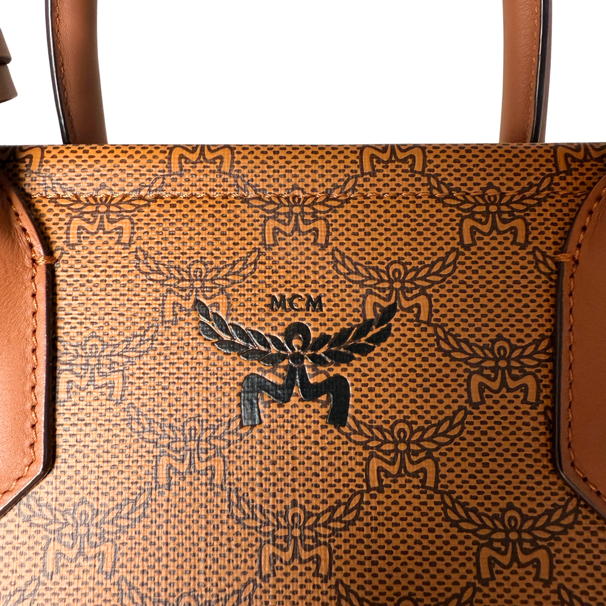 MCM Himmel Tote Bag in Lauretos-Canvas Cognac / neuwertig MCM