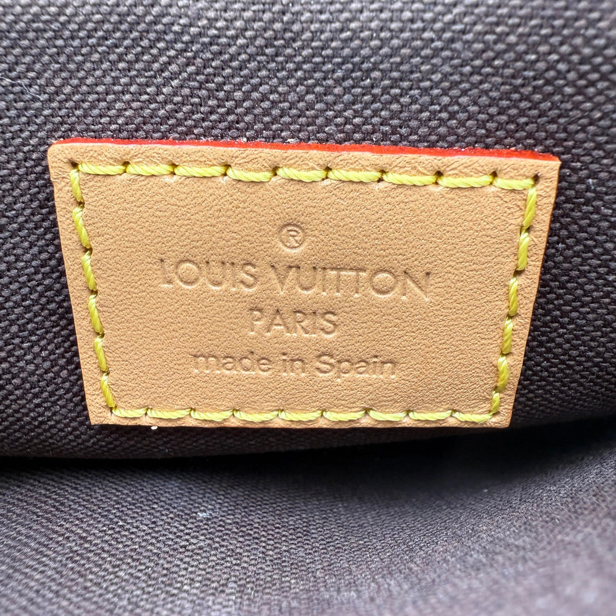Louis Vuitton Liv Pochette Monogram Canvas Braun / neuwertig Louis Vuitton