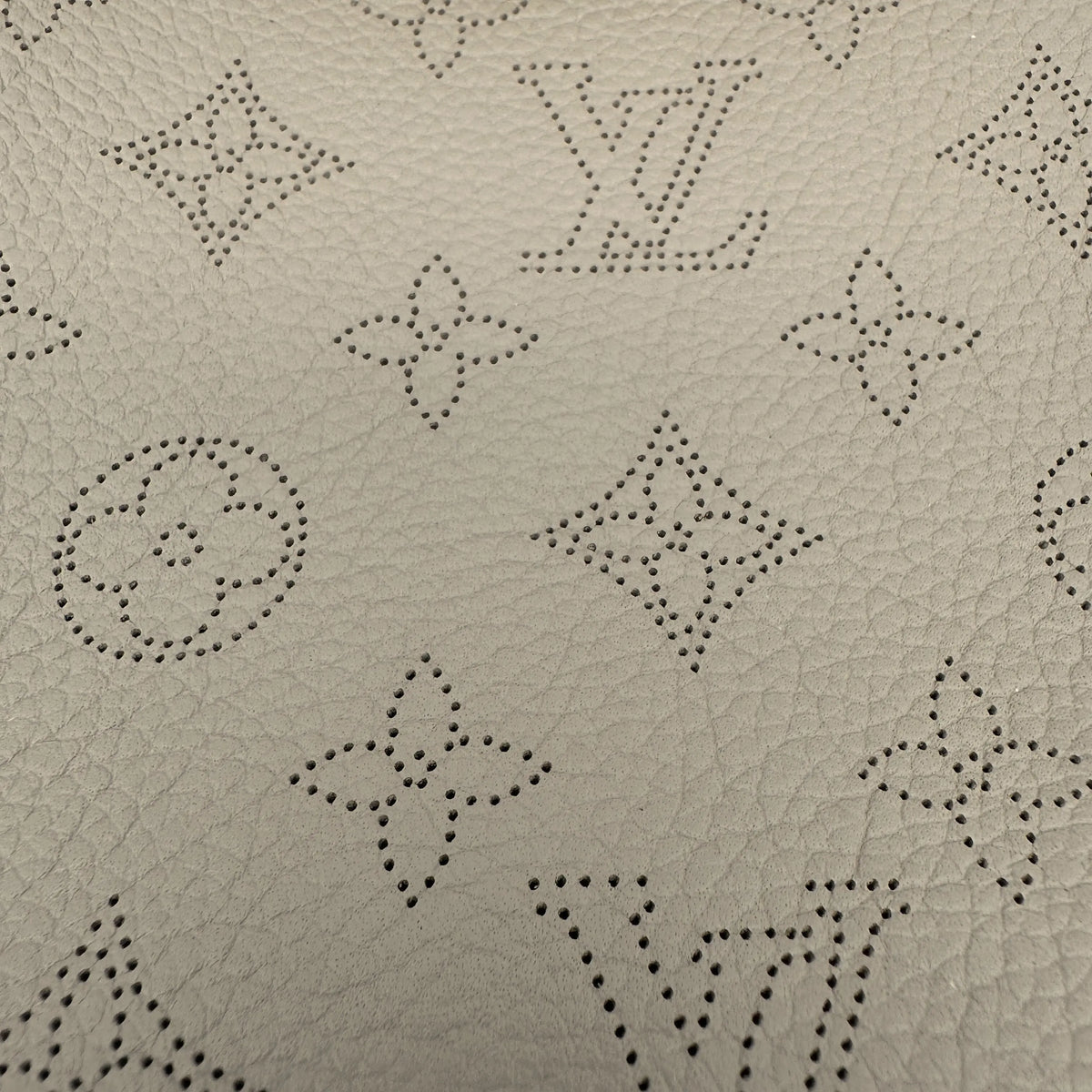 Louis Vuitton Babylone BB Chain Mahina Galet M51224 / gut Louis Vuitton
